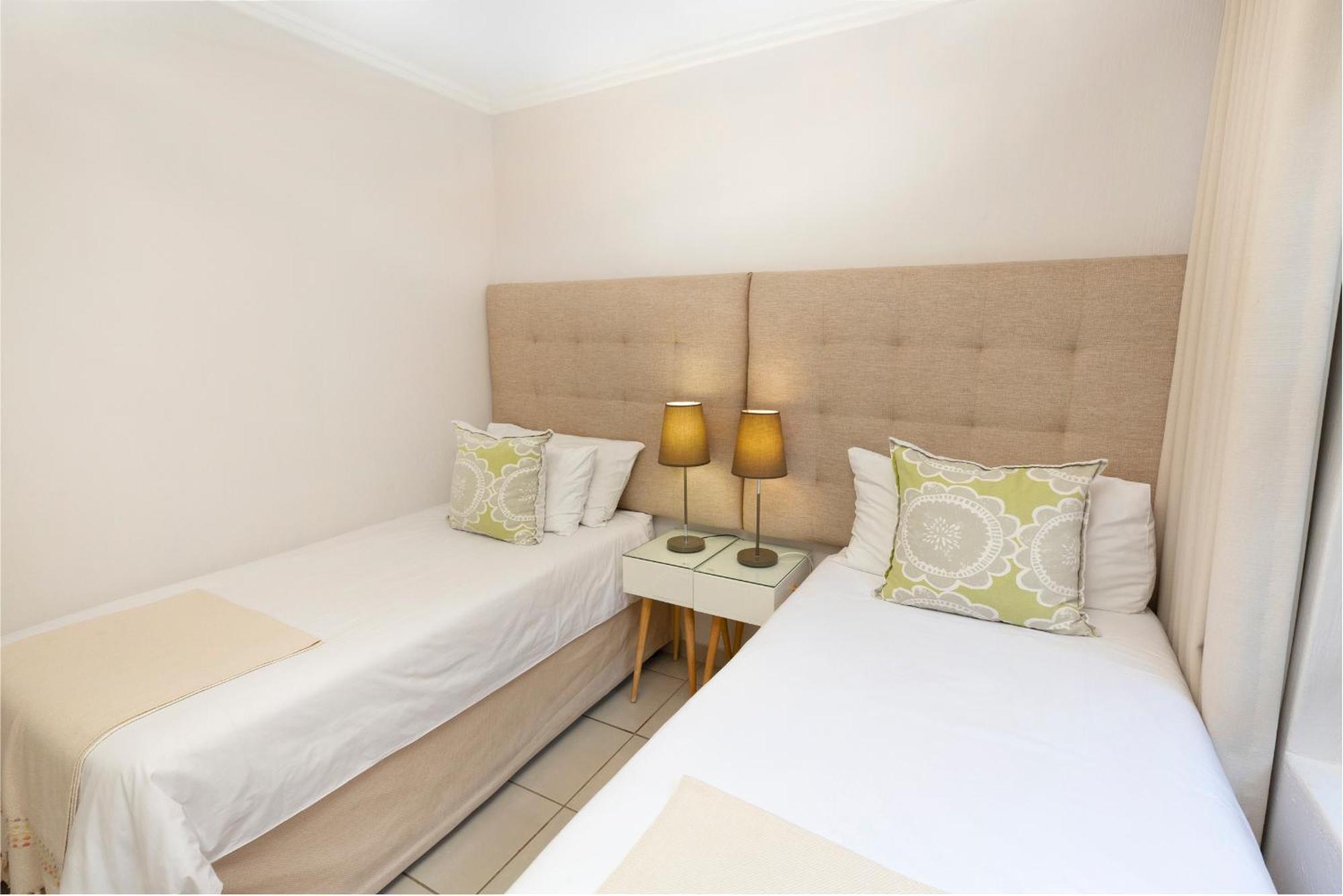 14 The Shades - By Stay In Umhlanga Durban Luaran gambar
